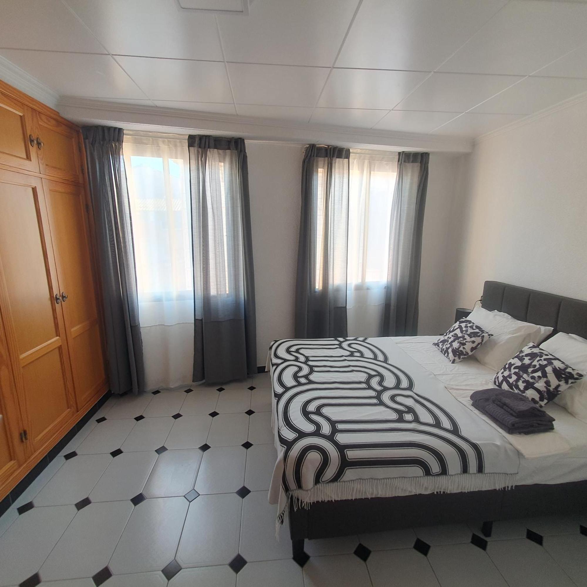 Spacious Home For A Large Group Or Family Cullera Esterno foto