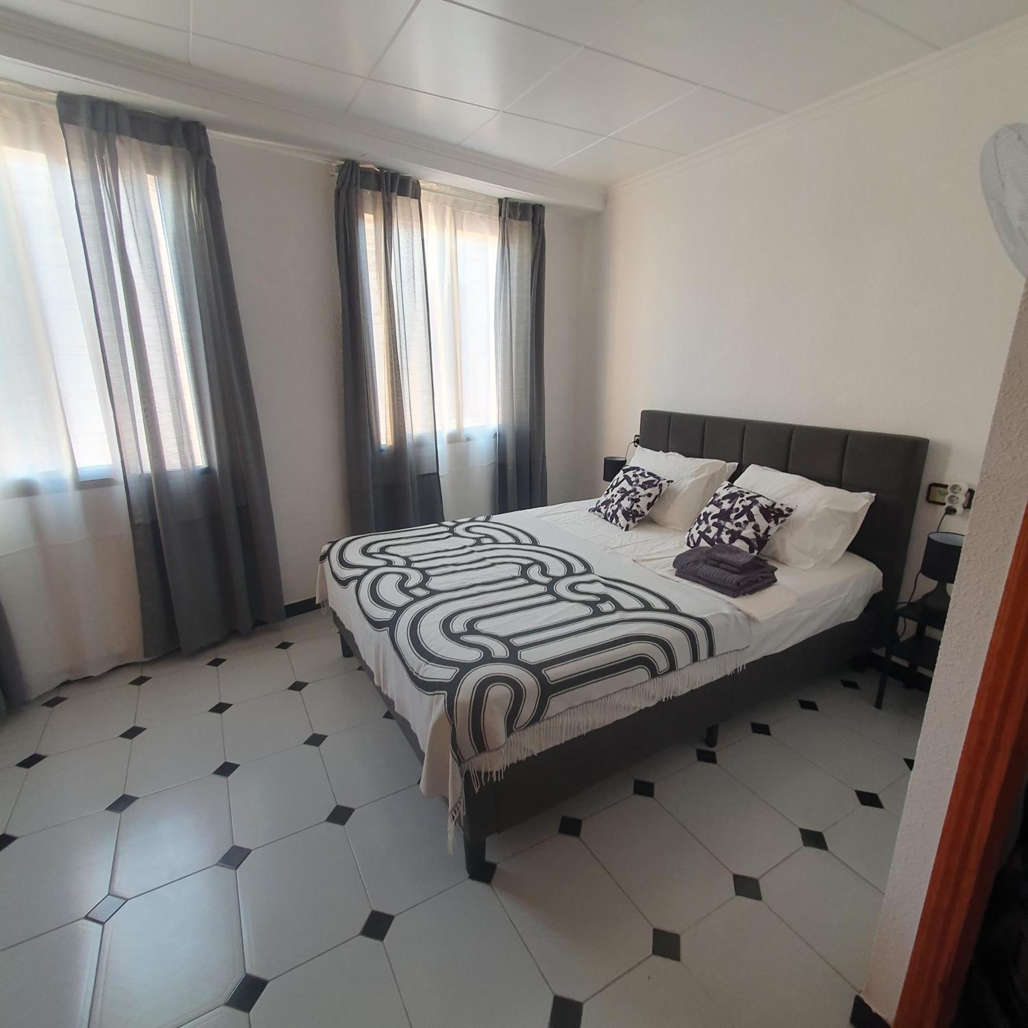 Spacious Home For A Large Group Or Family Cullera Esterno foto