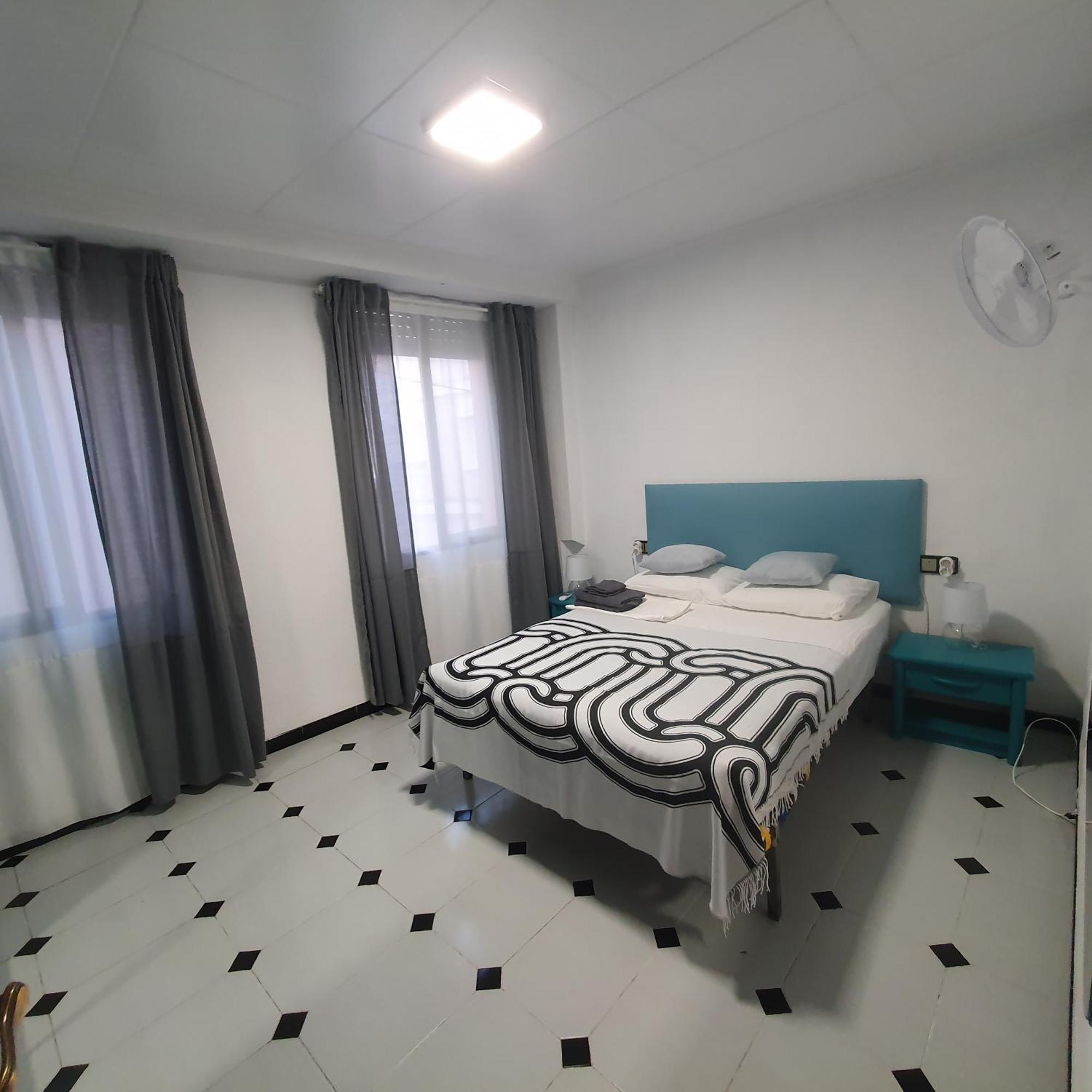 Spacious Home For A Large Group Or Family Cullera Esterno foto